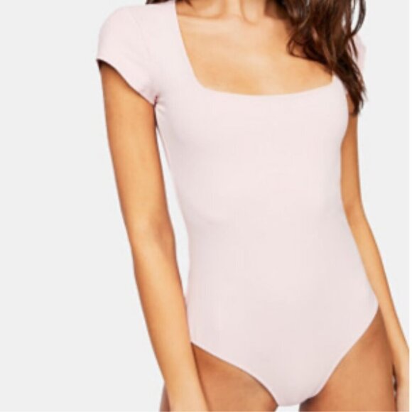 Free People Intimately Square Eyes Bodysuit Size M Petal Pink Short Sleeve EUC - Picture 11 of 11